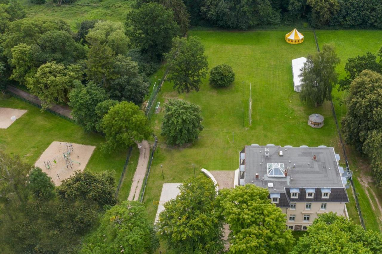 Familienhotel Schloss Leizen Bioverpflegung 外观 照片