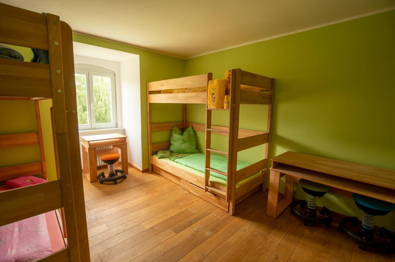 Familienhotel Schloss Leizen Bioverpflegung 外观 照片