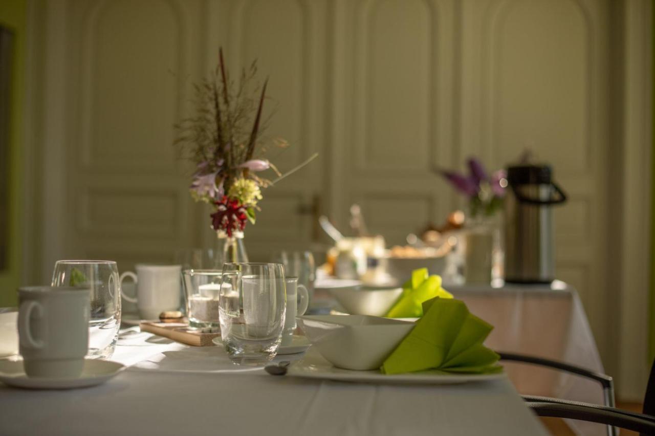 Familienhotel Schloss Leizen Bioverpflegung 外观 照片