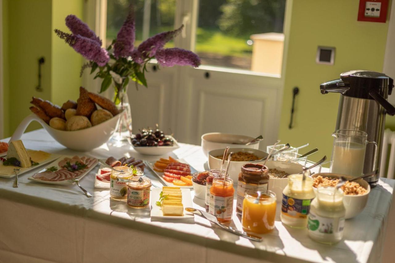 Familienhotel Schloss Leizen Bioverpflegung 外观 照片