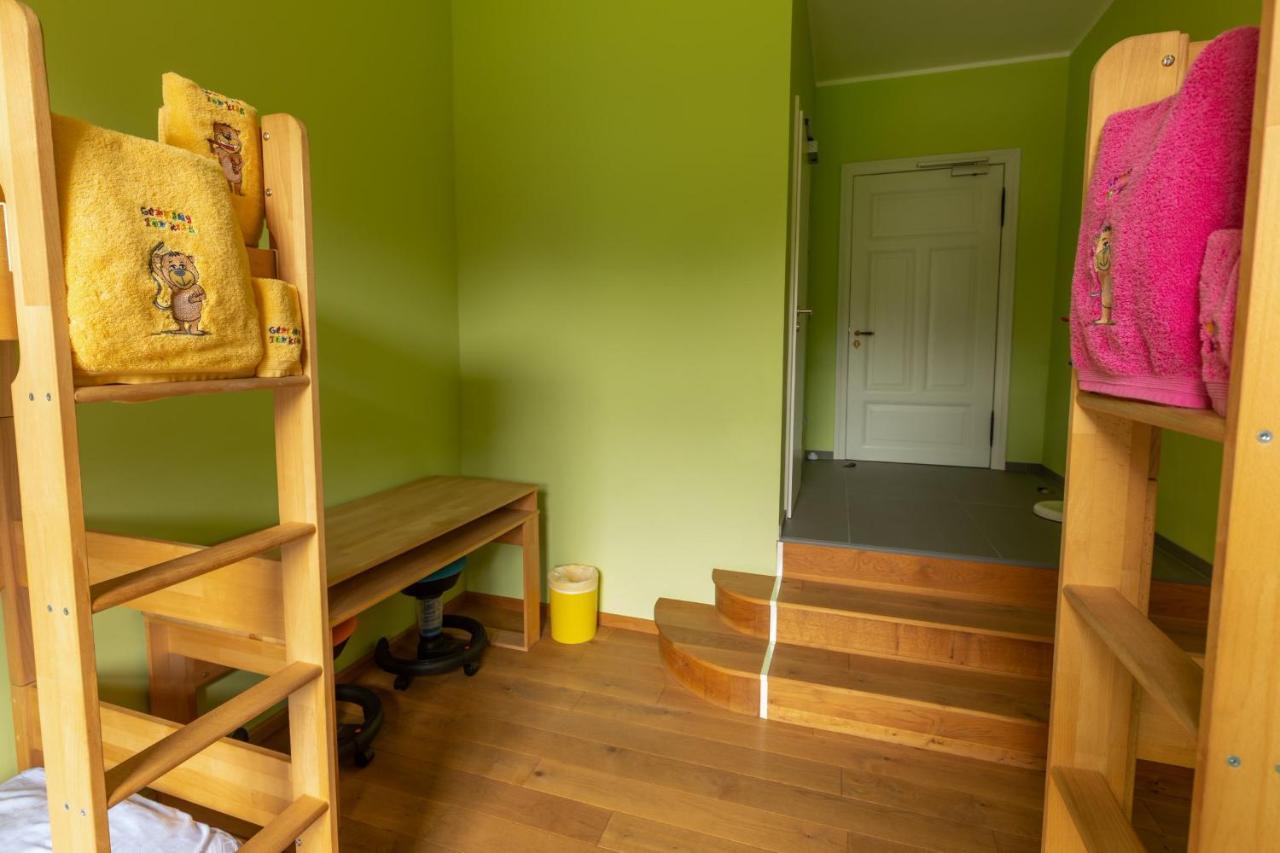 Familienhotel Schloss Leizen Bioverpflegung 外观 照片